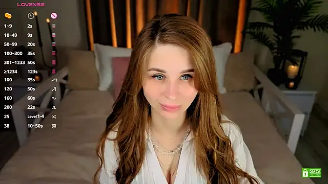 Snapshot of EvaRodi chatting on 06.25.26 EvaRodi online show from 06.25.26