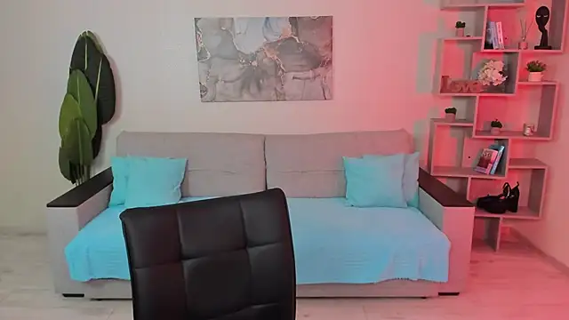 GabriellaMays online show from 04.04.26