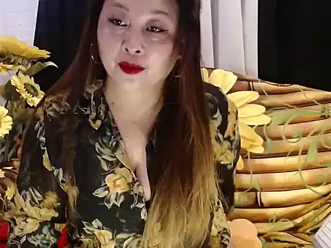 Snapshot of UrSweetClassyPinay chatting on 05.09.26 UrSweetClassyPinay online show from 05.09.26