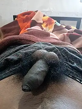 boyyouwant33 online show from 02.14.25