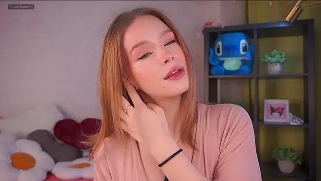 TaiteBayles online show from 04.07.26