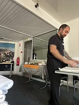 morfeoX online show from 02.28.25