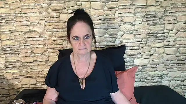 LuciousGrace online show from 09.26.25