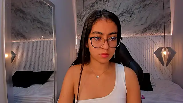 lucelly 15 online show from 03.13.25