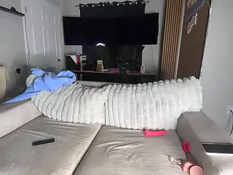 meggsworld online show from 04.16.26