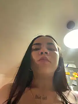 Naatalia online show from 02.18.25