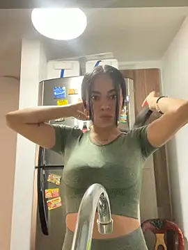 Naatalia online show from 02.18.25