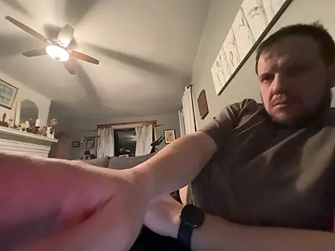 Snapshot of mxp1900 chatting on 03.11.26 mxp1900 online show from 03.11.26