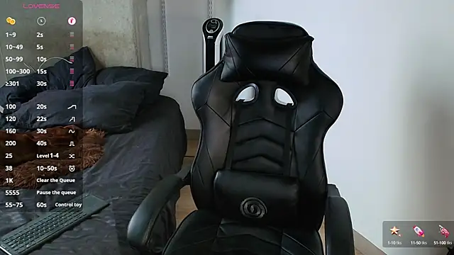 Snapshot of kevin_jef chatting on 03.02.25 kevin jef online show from 03.02.25