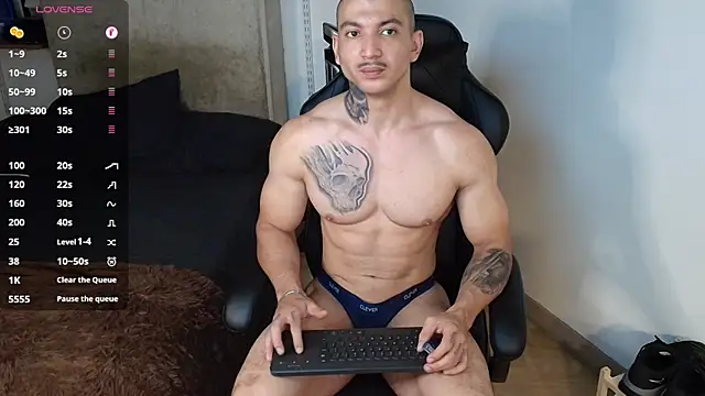 Snapshot of kevin_jef chatting on 09.13.25 kevin jef online show from 09.13.25