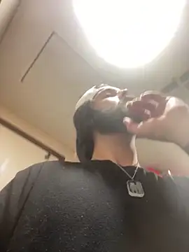 Snapshot of Duhon2317 chatting on 02.15.25 Duhon2317 online show from 02.15.25