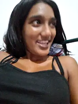 indianpink lips online show from 03.22.25