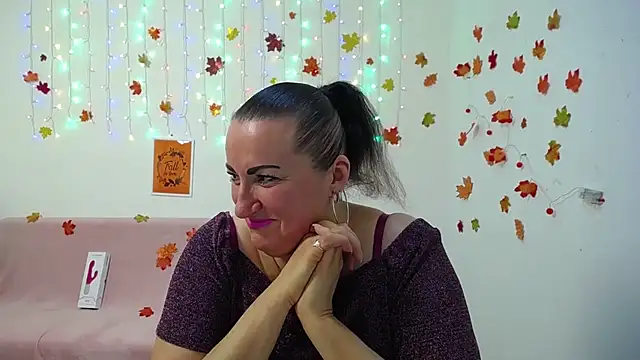 DianaMGG online show from 11.25.25