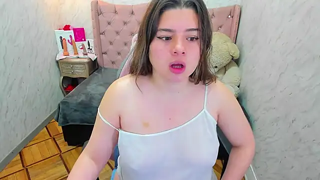 Lianngrace online show from 11.28.25