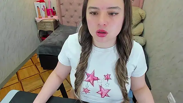 Snapshot of Lianngrace chatting on 04.23.26 Lianngrace online show from 04.23.26