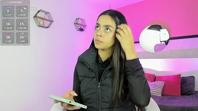 Bella walker  online show from 03.26.26