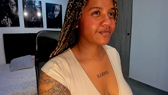 ZahraRose online show from 09.09.25