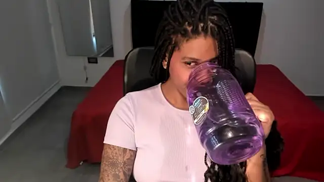 ZahraRose online show from 10.07.25