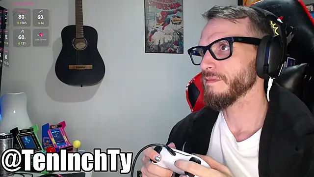 Snapshot of teninchty chatting on 05.21.26 teninchty online show from 05.21.26