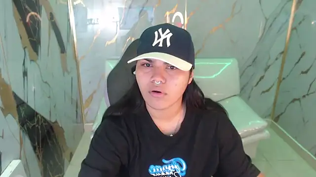 melany rouse18 online show from 11.15.25