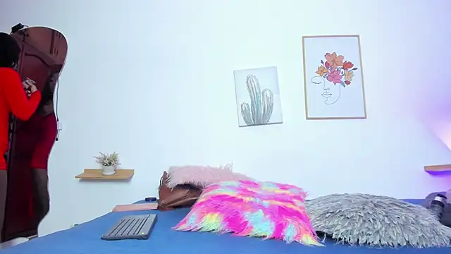 naomy 68 online show from 03.17.25