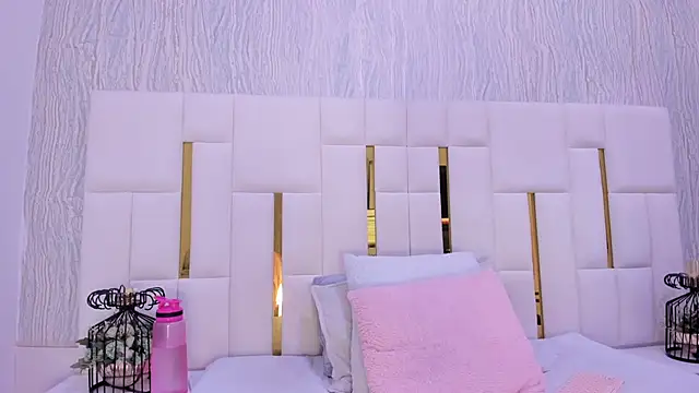 hillary uckerman  online show from 01.16.26