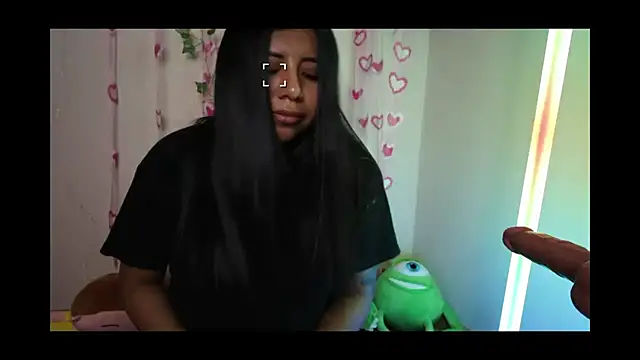 Snapshot of Karla_Stein2025 chatting on 10.17.25 Karla Stein2025 online show from 10.17.25