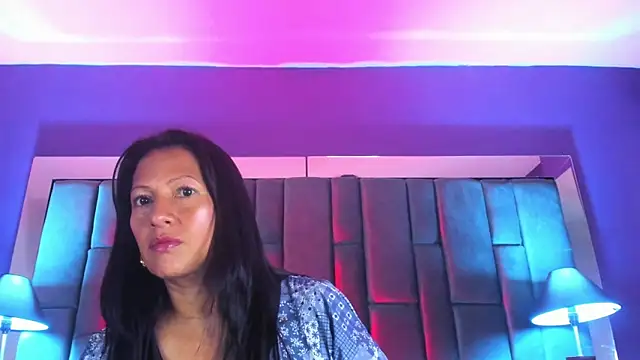 Snapshot of Aisha_Nowak chatting on 03.07.25 Aisha Nowak online show from 03.07.25