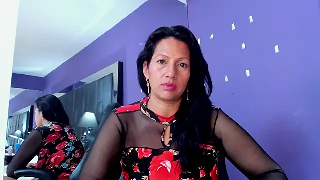 Snapshot of Aisha_Nowak chatting on 03.14.25 Aisha Nowak online show from 03.14.25