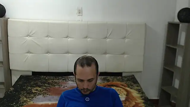 Snapshot of JhonTorres018 chatting on 11.19.25 JhonTorres018 online show from 11.19.25