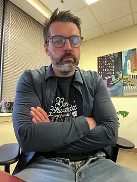 plaintreebull online show from 04.02.26