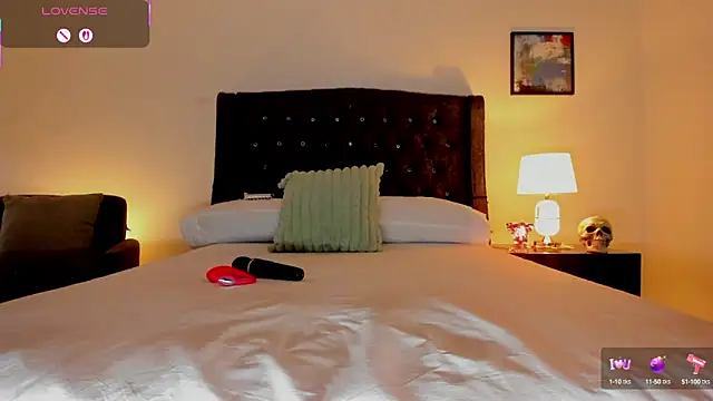 Skay Hot online show from 09.09.25