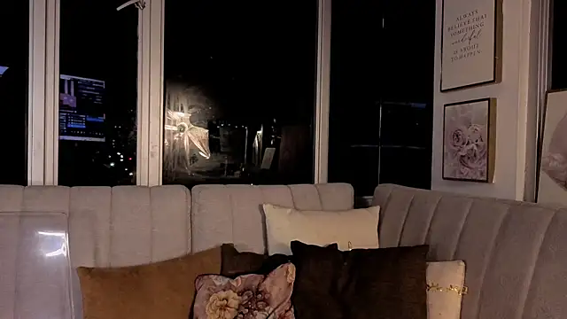 Ivanna West online show from 12.03.25