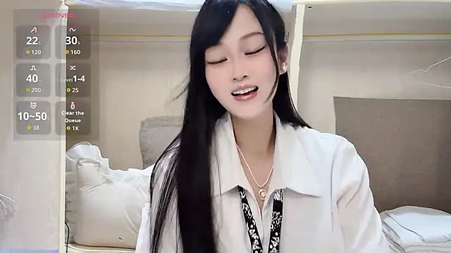 Snapshot of yueyue2003 chatting on 07.31.26 yueyue2003 online show from 07.31.26