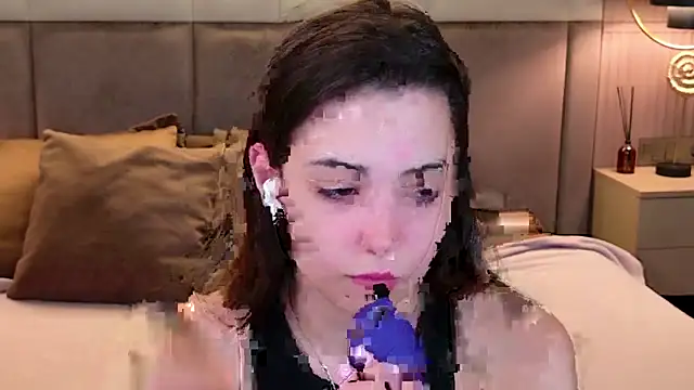 Alice Deleon online show from 09.20.25