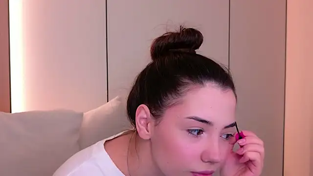 Alice Deleon online show from 04.16.26