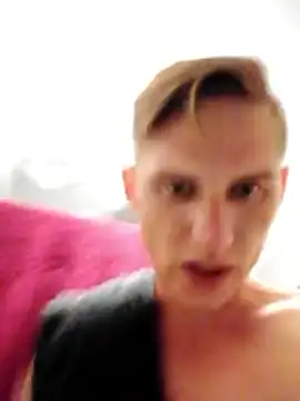 Ruanie online show from 04.14.26