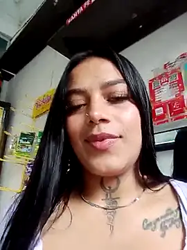 Emily sharlot online show from 02.20.25