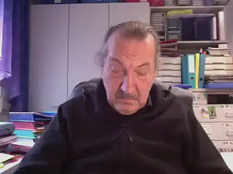 HMStraps01 online show from 12.06.24