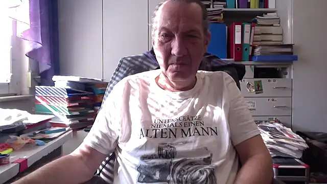 HMStraps01 online show from 02.24.25