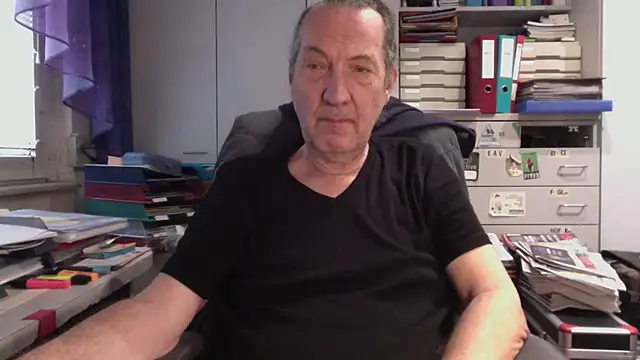 HMStraps01 online show from 02.26.25