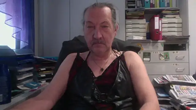 HMStraps01 online show from 01.15.26