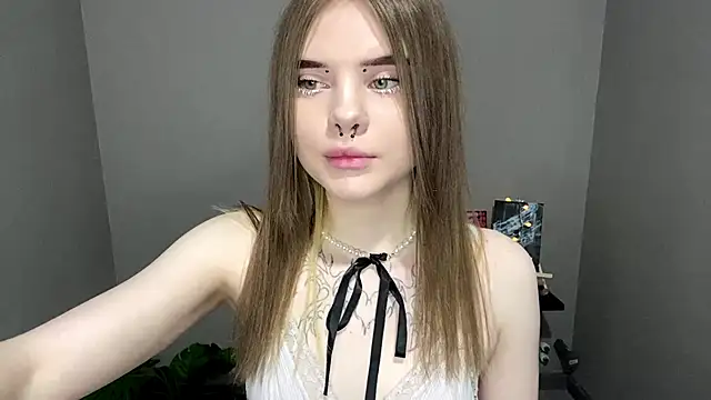 CarolinePepper online show from 03.08.25