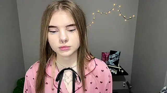 CarolinePepper online show from 03.15.25