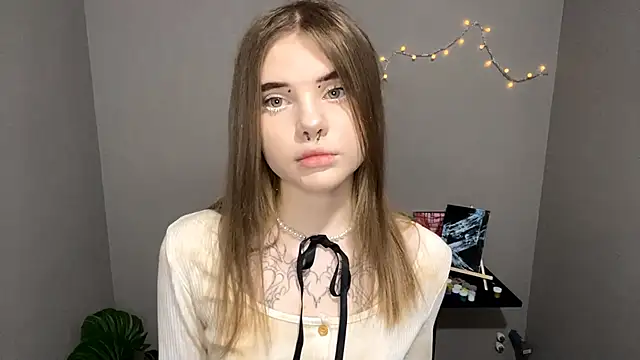 CarolinePepper online show from 03.20.25