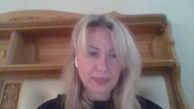 Snapshot of Mary888x chatting on 02.17.25 Mary888x online show from 02.17.25