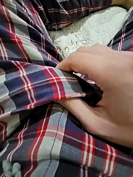 Snapshot of skiciyunis chatting on 03.19.25 skiciyunis online show from 03.19.25