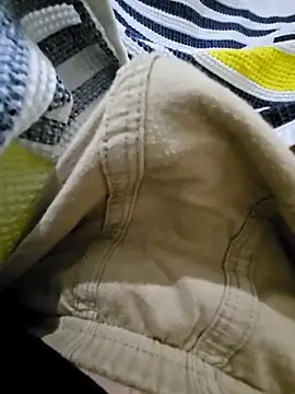 Snapshot of skiciyunis chatting on 09.16.25 skiciyunis online show from 09.16.25