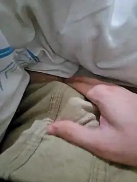 Snapshot of skiciyunis chatting on 10.01.25 skiciyunis online show from 10.01.25