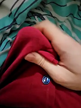 Snapshot of skiciyunis chatting on 11.11.25 skiciyunis online show from 11.11.25